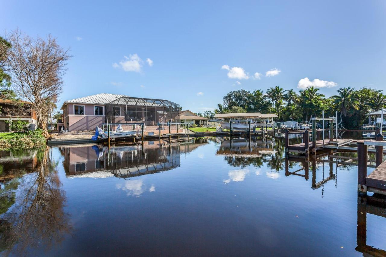 Bonita Canal View Villa โบนิตาสปริงส์ ภายนอก รูปภาพ