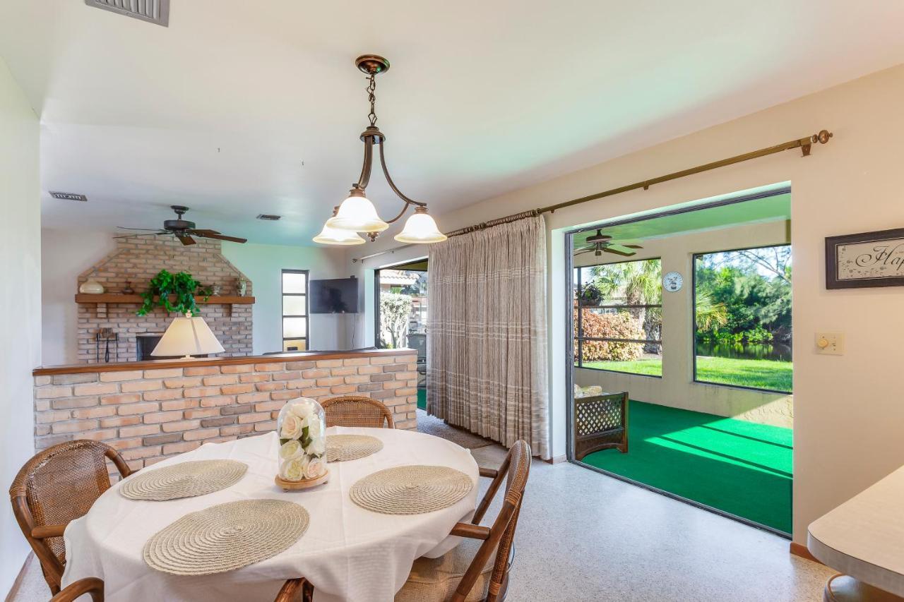 Bonita Canal View Villa โบนิตาสปริงส์ ภายนอก รูปภาพ